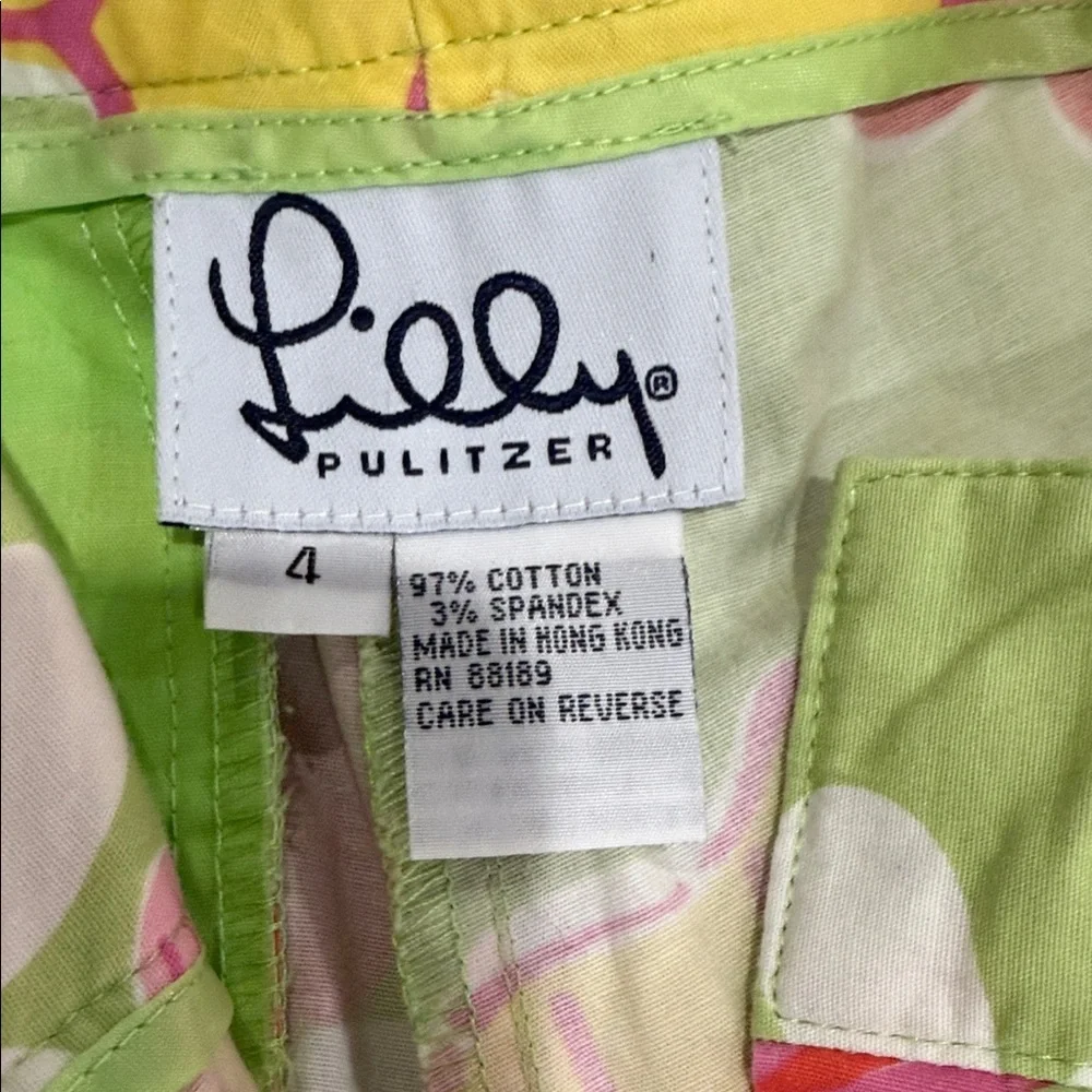 Vintage Lilly Pulitzer Pink, Yellow, Green Hibiscus capris.